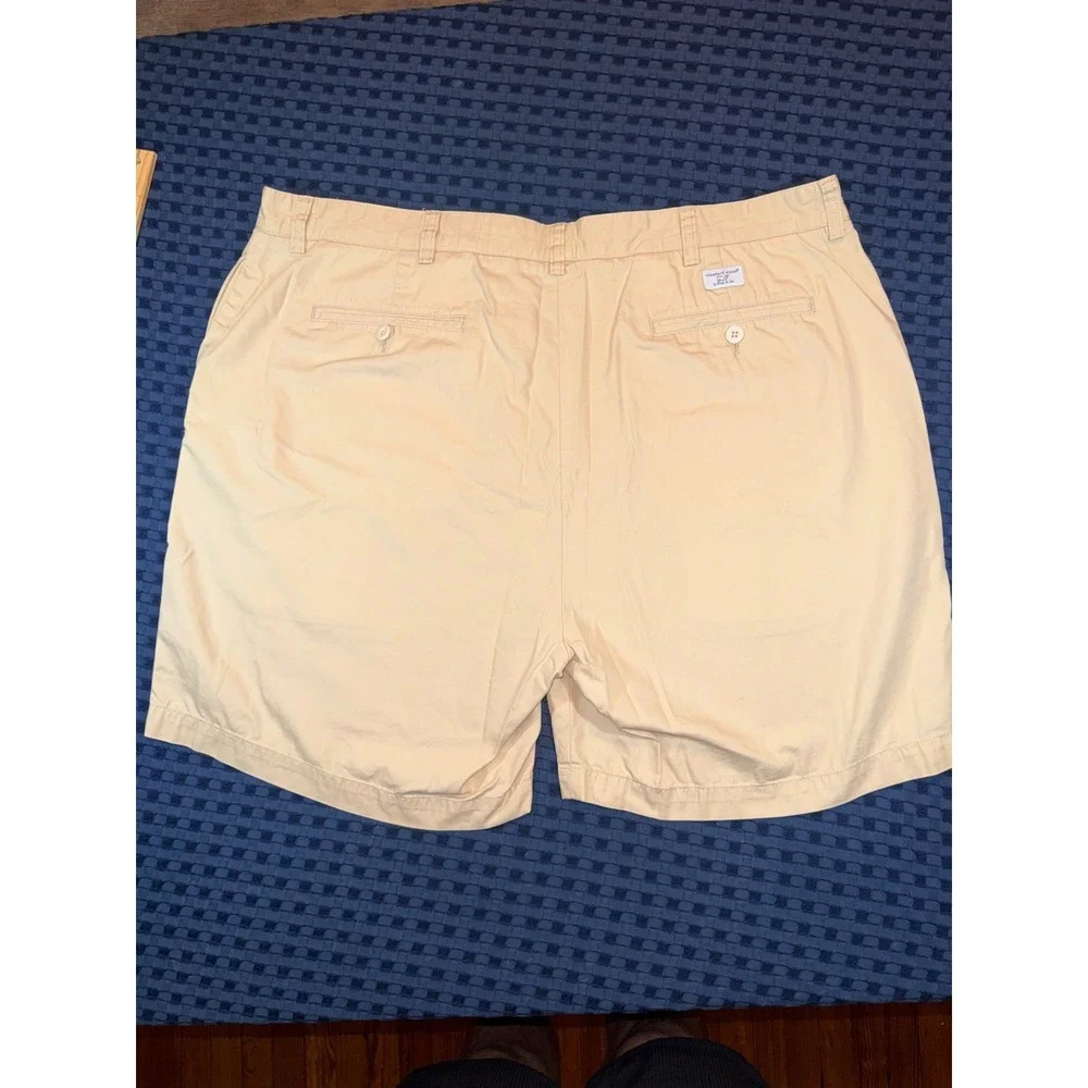 Vineyard Vines Club Shorts Men's Size 42 Light Yellow Golf Preppy Chinos